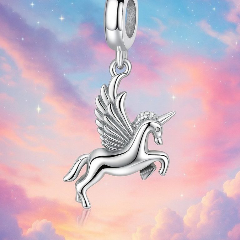 Zilveren eenhoorn met vleugels 